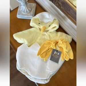 Pottery Barn Kids Baby Chick Egg Halloween Costume 12-24M NWT OPEN BOX